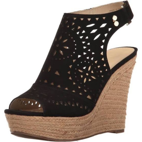 MARC FISHER HARLEA SUEDE ALMOND TOE PLATFR… - Picture 1 of 8